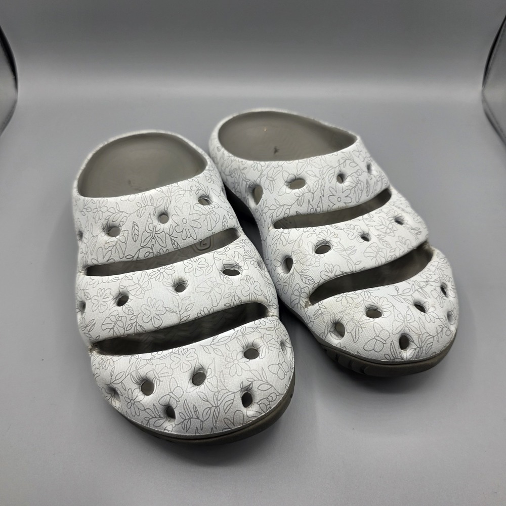 Keen Yogui Arts Clogs Womens‎ 10 White Floral Print Sandals Comfort Recovery
